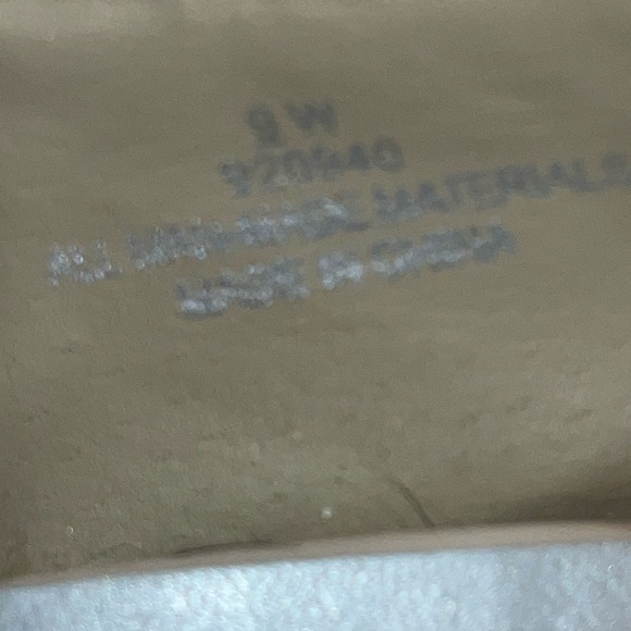 Lane Bryant Cream Mary Jane Heels 9 wide - Picture 3 of 9